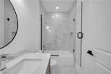 621 Greenbriar Boulevard - Photo 13