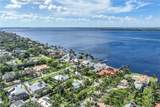 3209 Riverside Drive - Photo 3