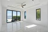 5735 Riverside Drive - Photo 17