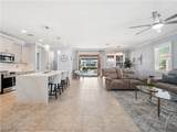 3280 Royal Gardens Avenue - Photo 18
