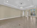 10093 Avalon Lake Circle - Photo 15