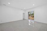 3110 32nd Street - Photo 4