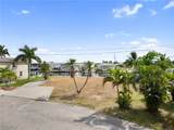 870 Oak Street - Photo 10