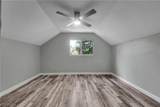 958 Indiana Avenue - Photo 17