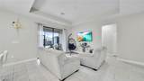 221 Chiquita Boulevard - Photo 8
