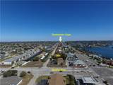712 47th Terrace - Photo 2