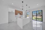 635 Summit Avenue - Photo 5