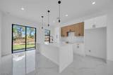 637 Summit Avenue - Photo 6