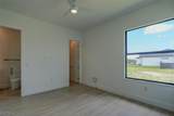 1227 40th Place - Photo 32