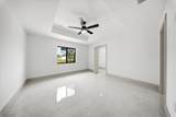 541 Chalet Avenue - Photo 17