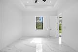 719 Fullerton Avenue - Photo 15