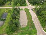 910 Meadow Road - Photo 11