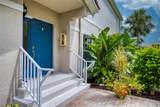9205 Belleza Way - Photo 10