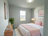 2022 Xelda Avenue - Photo 13