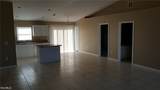 932 Dobbins Street - Photo 8
