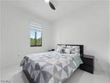 402 Thompson Avenue - Photo 19