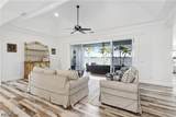 2202 Grove Drive - Photo 4