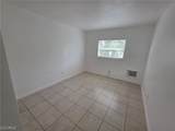 2452 Stella Street - Photo 3