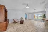 427 19th Terrace - Photo 18
