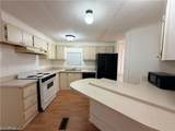 106 Gaslight Avenue - Photo 4