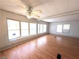 106 Gaslight Avenue - Photo 8