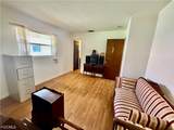 217 Oaklawn Court - Photo 18