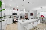 910 Richmond Avenue - Photo 15
