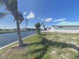 1414 37th Place - Photo 4
