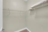 8720 Westwood Oaks Place - Photo 33