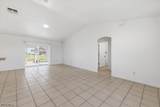 422 11th Terrace - Photo 11