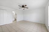 422 11th Terrace - Photo 19