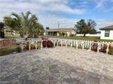1409 9th Terrace - Photo 22