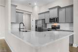 401 32nd Terrace - Photo 2