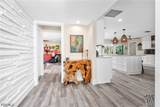 321 Capri Isles Court - Photo 6