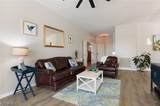10083 Oakhurst Way - Photo 8