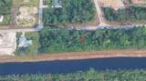 1142 Cumming Street - Photo 2