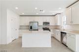 321 Lakeside Hideaway Lane - Photo 8