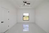 945 Commodore Street - Photo 14