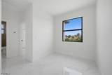 724 Calumet Street - Photo 13