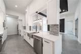 209 Chiquita Boulevard - Photo 15