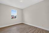 323 18th Street - Photo 19