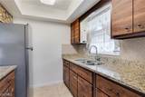 330 Suffolk Court - Photo 3