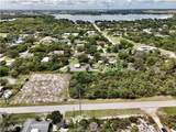 204 Hallmark Avenue - Photo 10