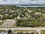204 Hallmark Avenue - Photo 9
