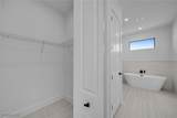 318 9th Street - Photo 32