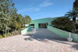 9826 Leeward Avenue - Photo 37