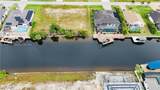 718 38th Place - Photo 11