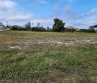 718 38th Place - Photo 8