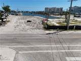 1100 Main Street - Photo 4