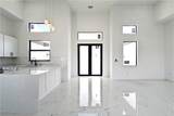 4325 31st Street - Photo 4